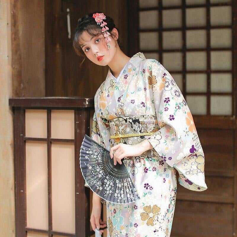 Kimono Japonés Tradicional Para Mujer I Sakura Sakura Japon