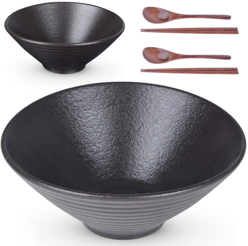 Large Japanese Ceramic Serving Bowl with Matching Spoon and Chopsticks for Salad Udon Soba Pho Asian Noodles 60 Ounce Imitation pottery Ramen Soup Bowls 6 Piece 2 Sets 