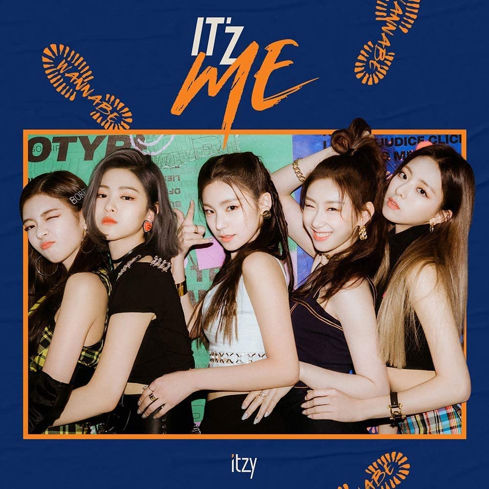JYP Ent ITZY Album+Random Poster+Extra Photocards Set A ver. ITZ ME