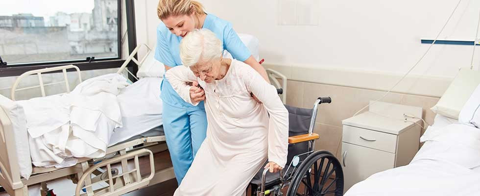 NURSE HELPS ELDERLY