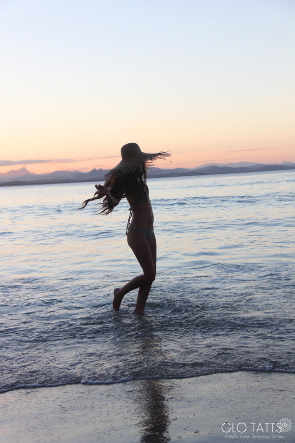 GLO TATTS flash tattoo lack of color straw hat crochet bikini Byron Bay