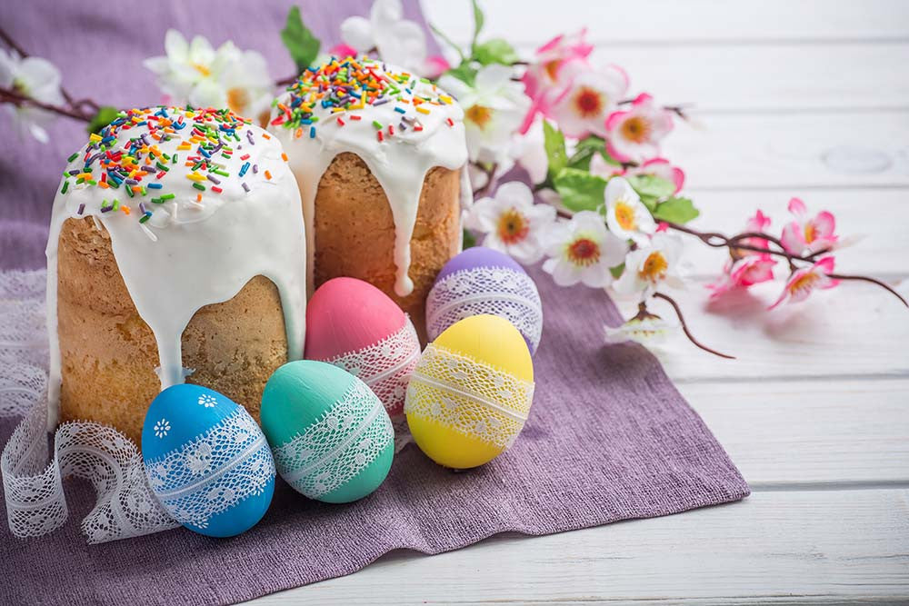 Russian Easter Traditions & the Foods Yummy Bazaar