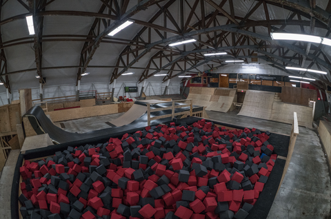 FOAM PIT & RESI