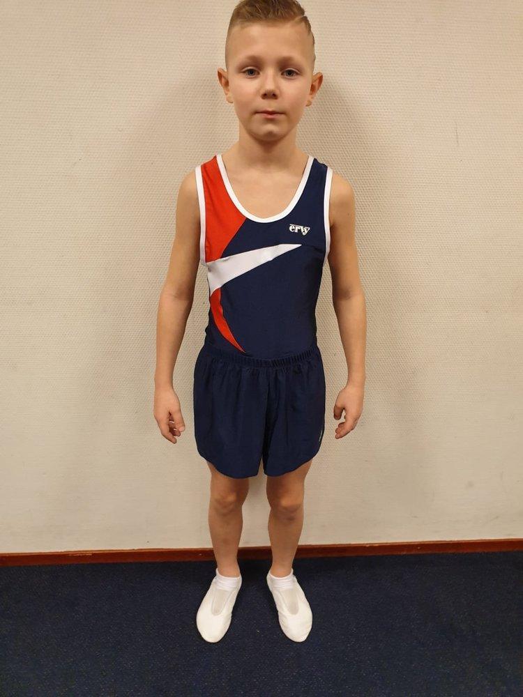 gymnastic clothes for boys