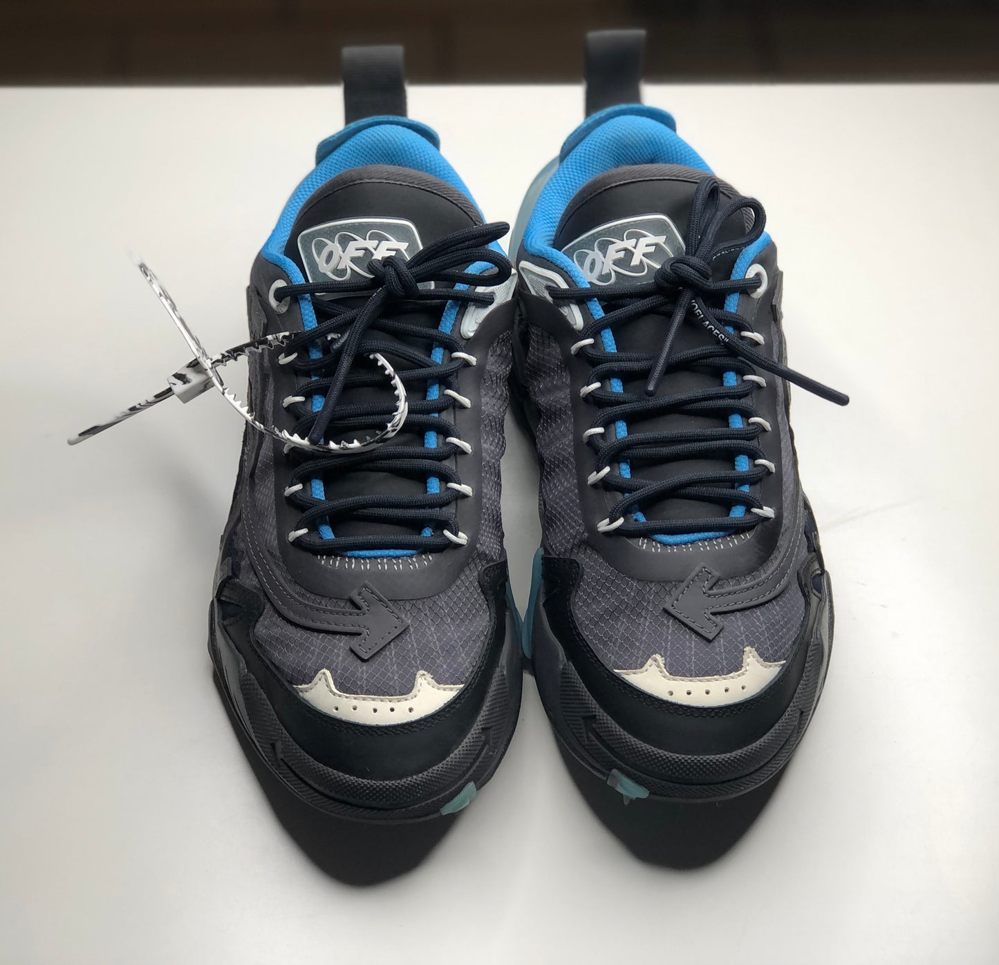 Off-White Odsy 2000 size 41