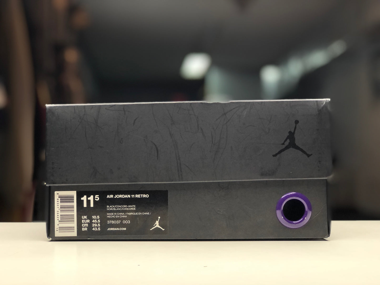 Jordan 11 Space Jam 2016 size 11.5