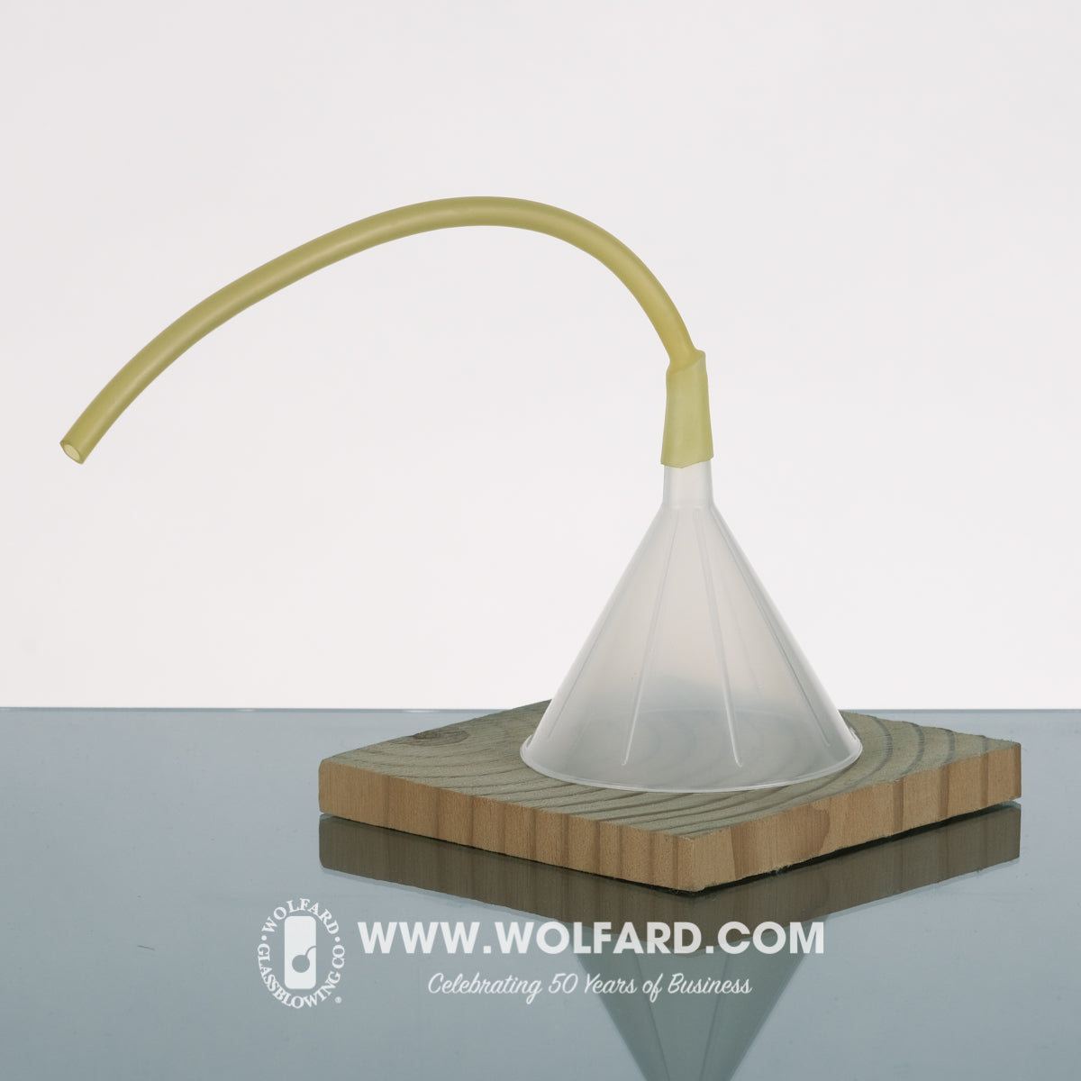 Einde ontspannen Versterken Wolfard Oil Lamp Funnel – Wolfard Glassblowing Co.