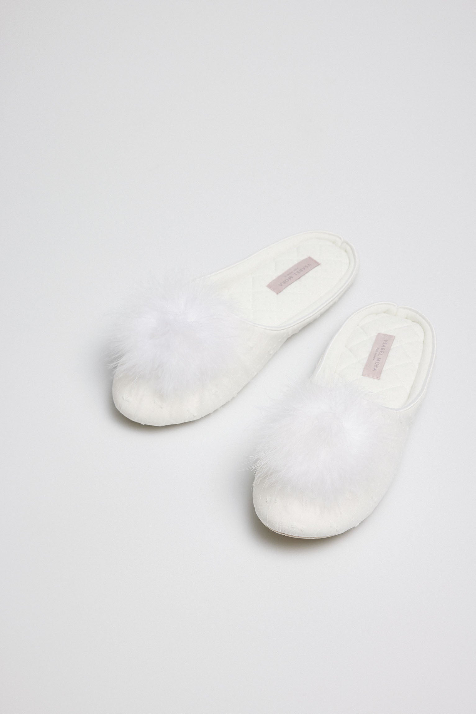 Zapatillas Marabú Blancas – Ysabel