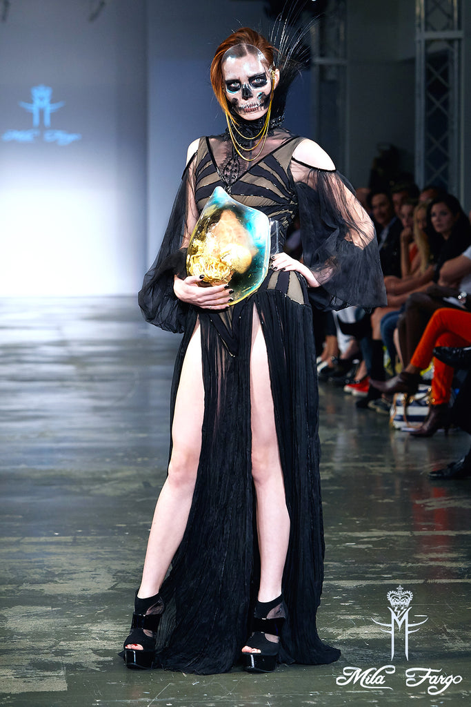 Mila Fargo OMISHA GODDESS OF DEATH AND REBIRTH Gown FINALE runway look 6 / EXOS COUTURE SHOW 2015 /16