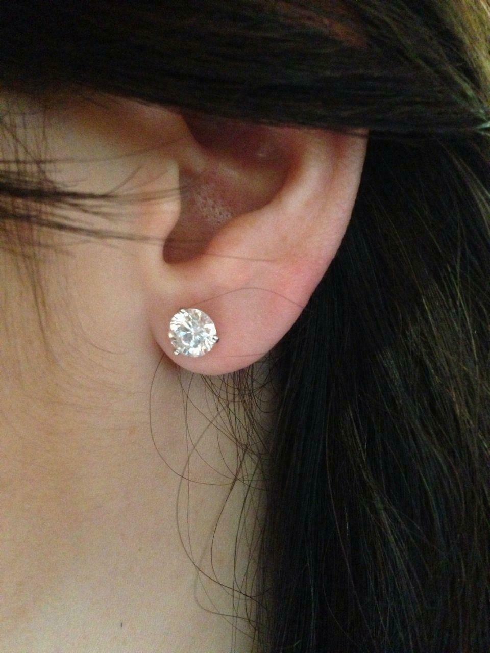 vs2 diamond studs