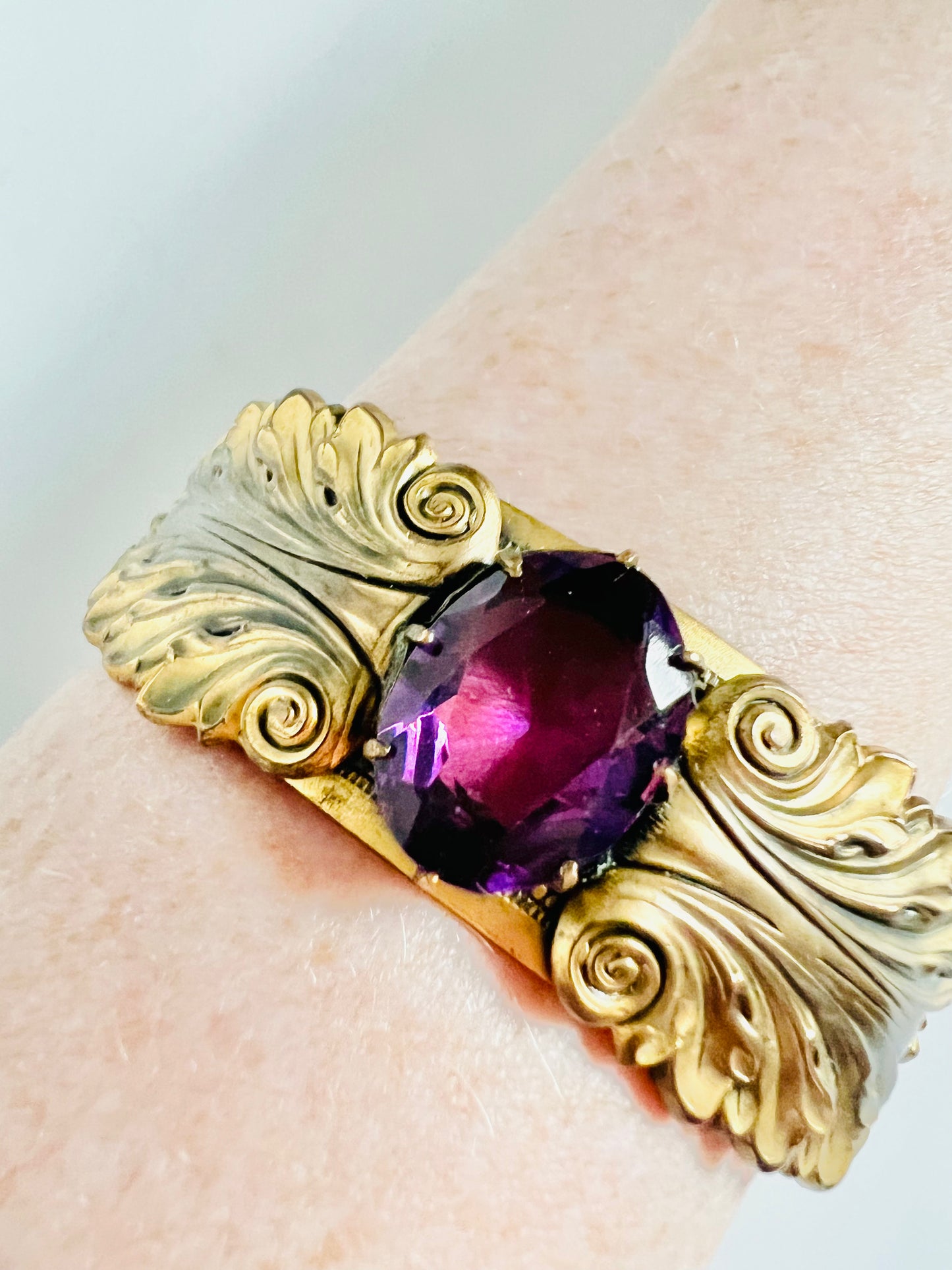 Vintage 1940s Purple Faceted Glass Victorian Revival Bracelet