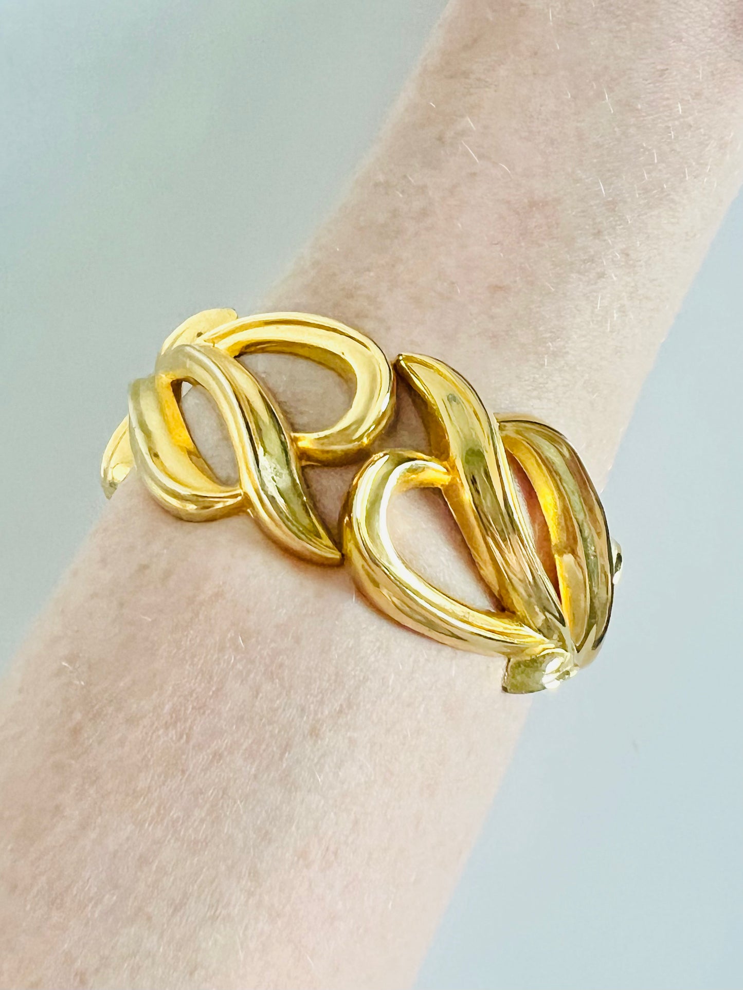 Vintage Chunky Gold 1980s Clamper Bracelet