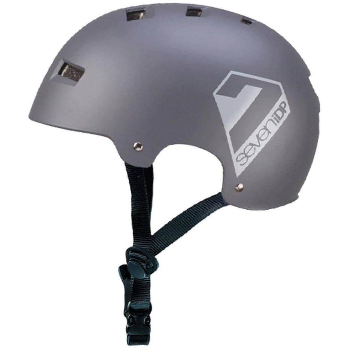 7idp m3 helmet