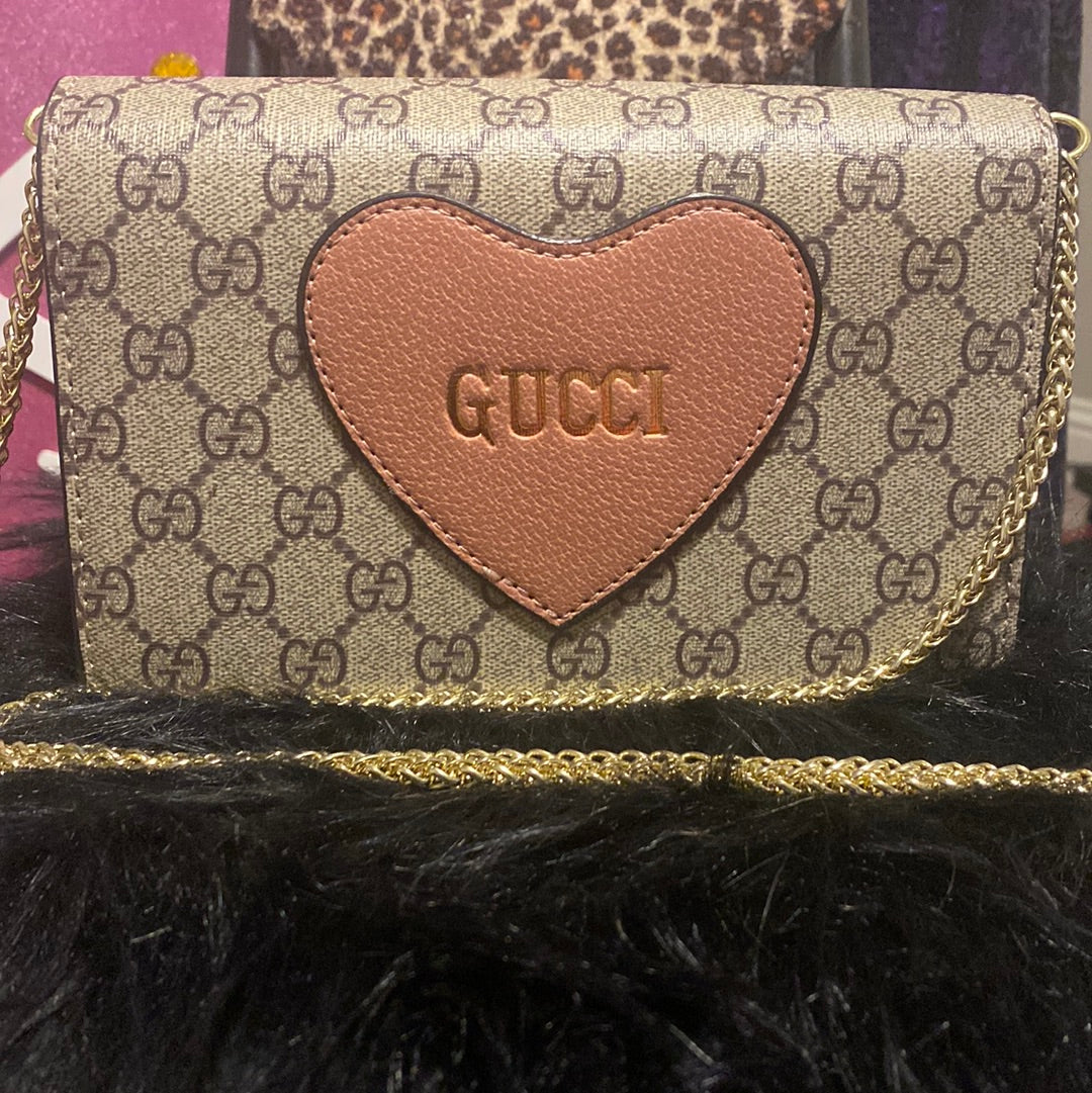 gucci pink heart bag