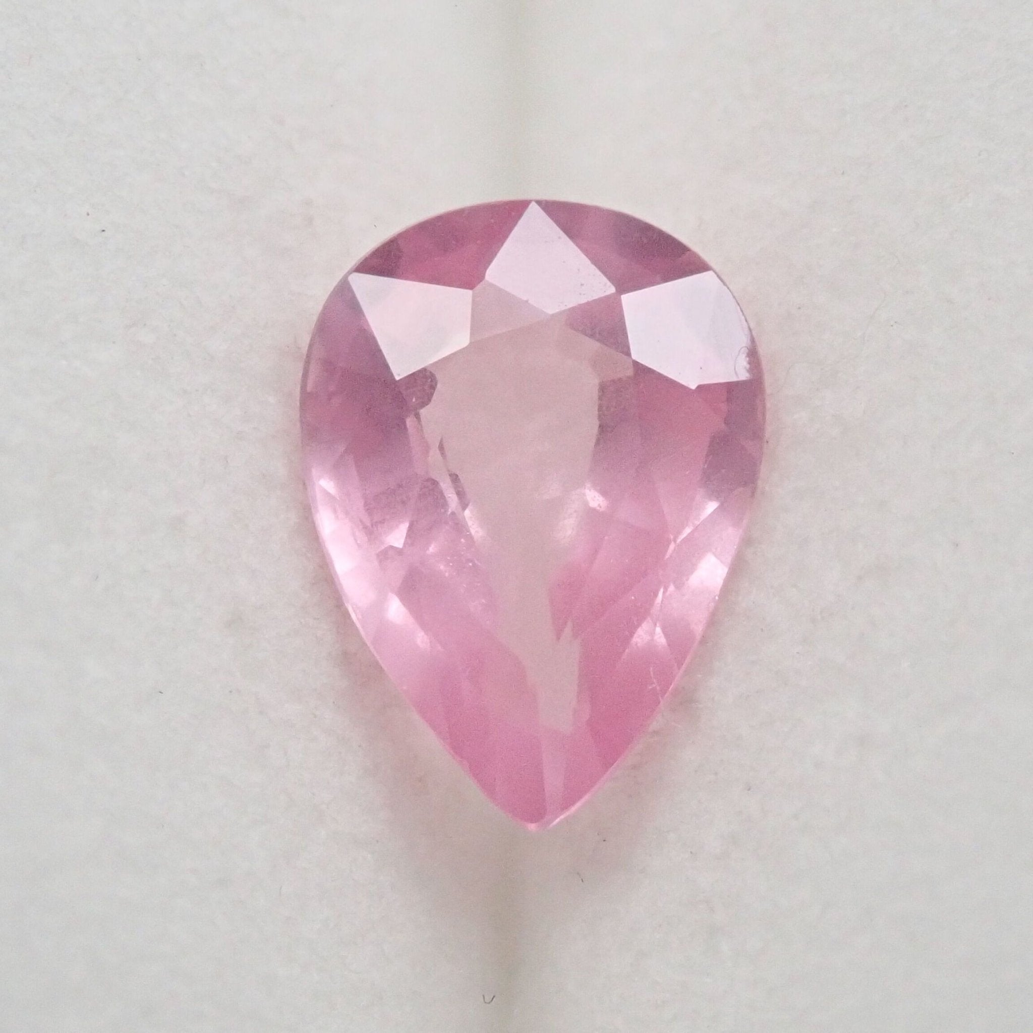 非加熱 シルキー ピンクサファイア ルース 1.04ct minnade-ganbaro.jp