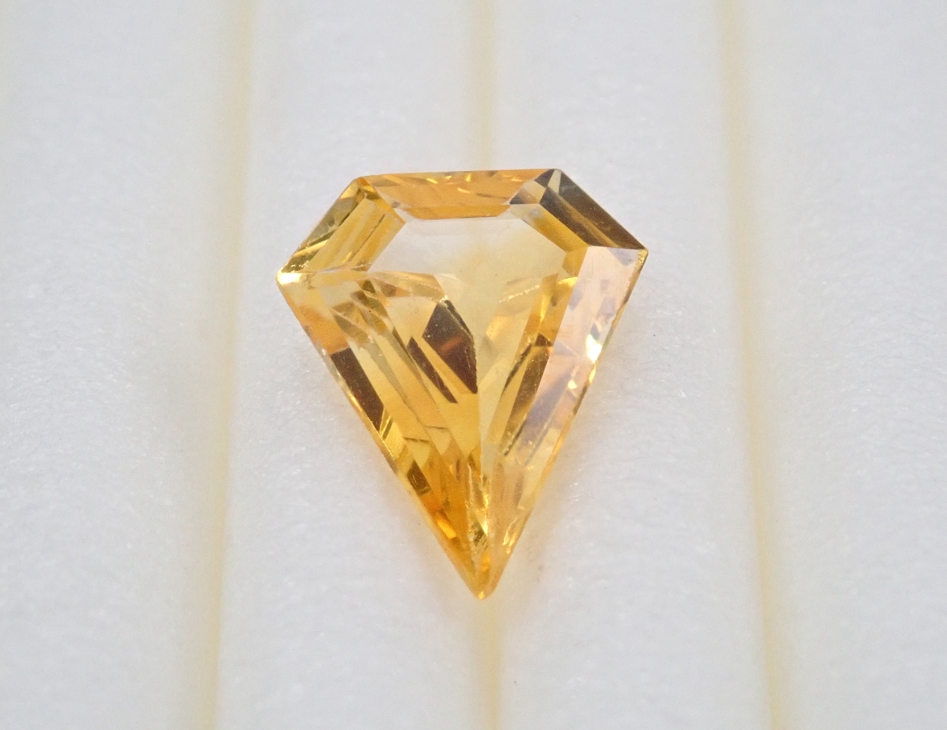 イエローサファイア 1.198ct ルース www.thesciencebasement.org