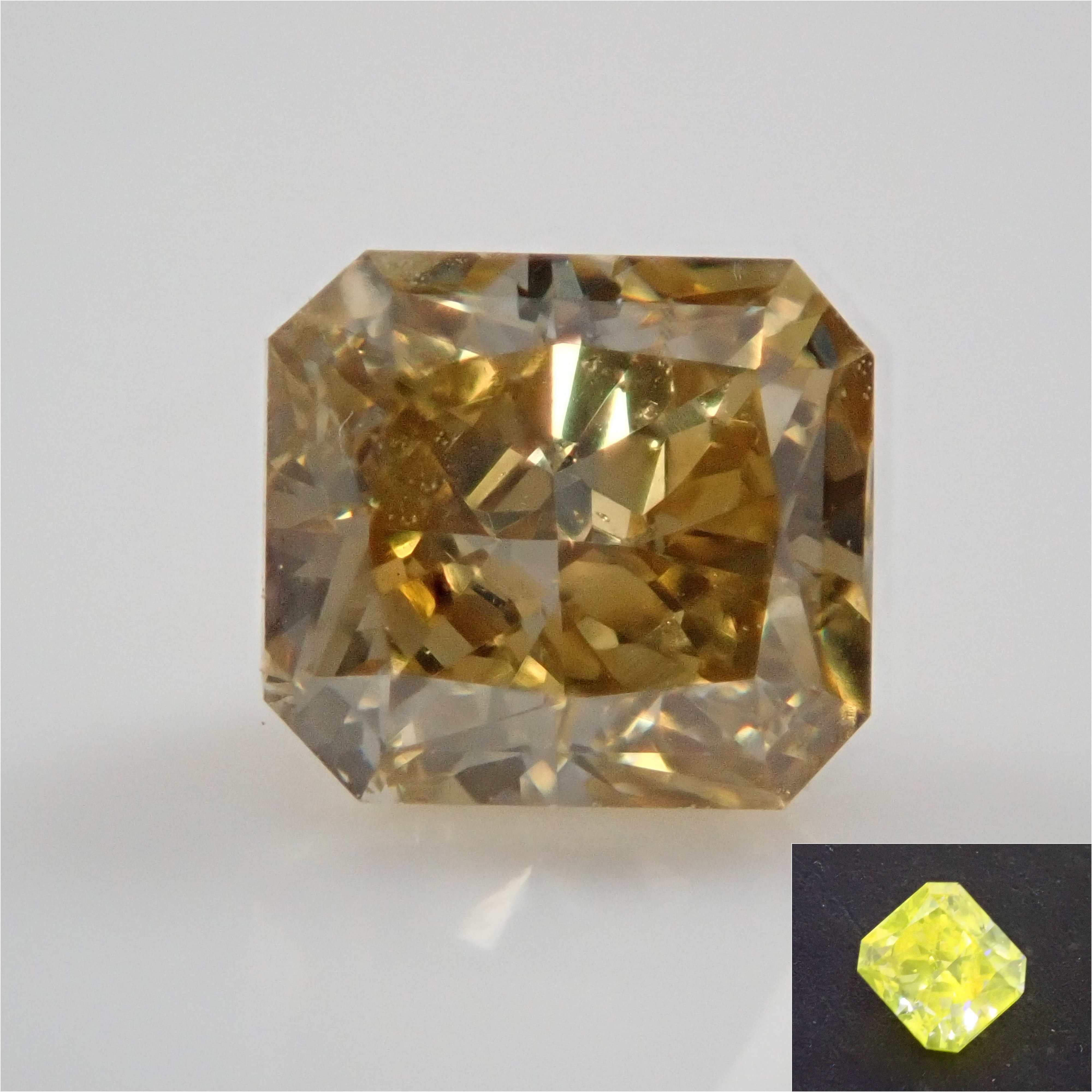 0.326ct、イエローカラーダイヤ | gulatilaw.com