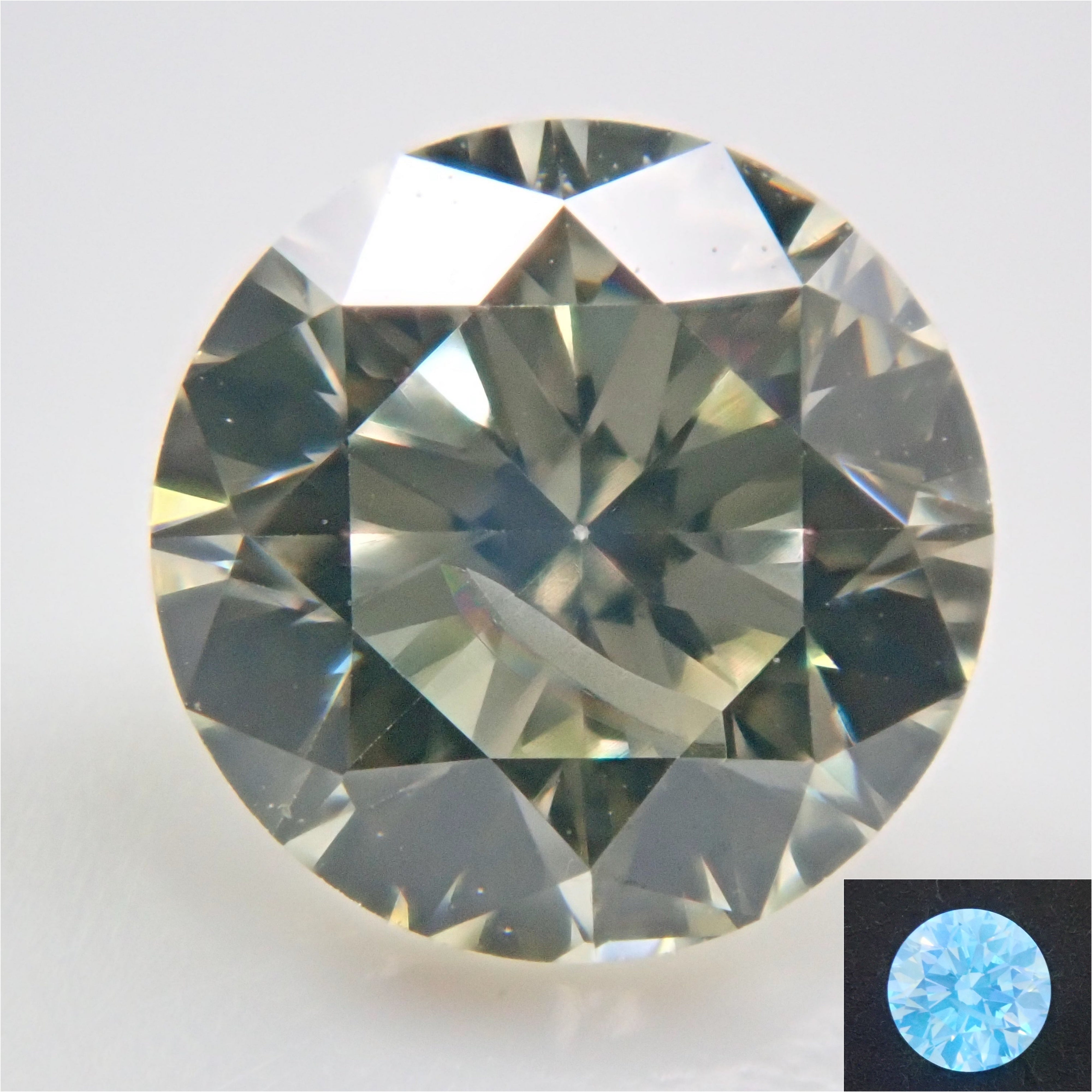 履き心地◎ 0.222ct イエロー系 天然ダイヤモンド ペアシェイプ ルース