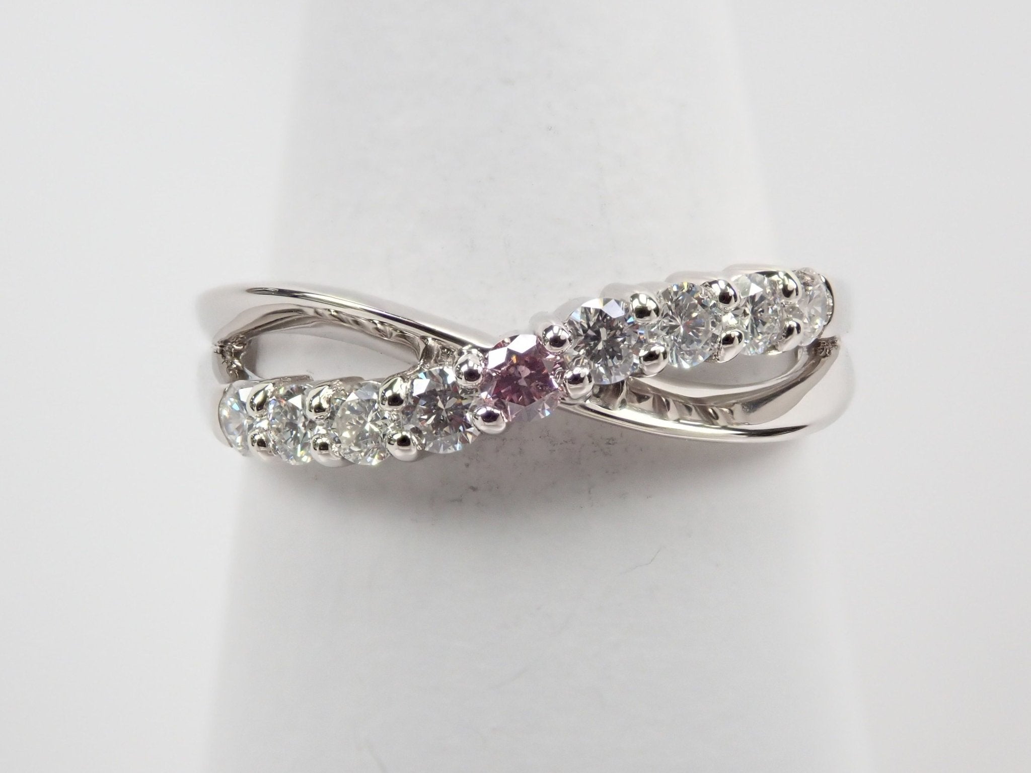 Pt950ピンクダイヤモンド0.044ct リング（FANCY LIGHT PURPLISH PINK