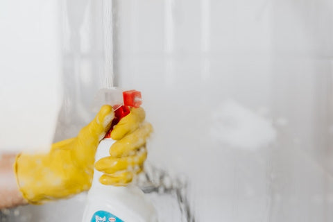 How To Remove Soap Scum From Glass