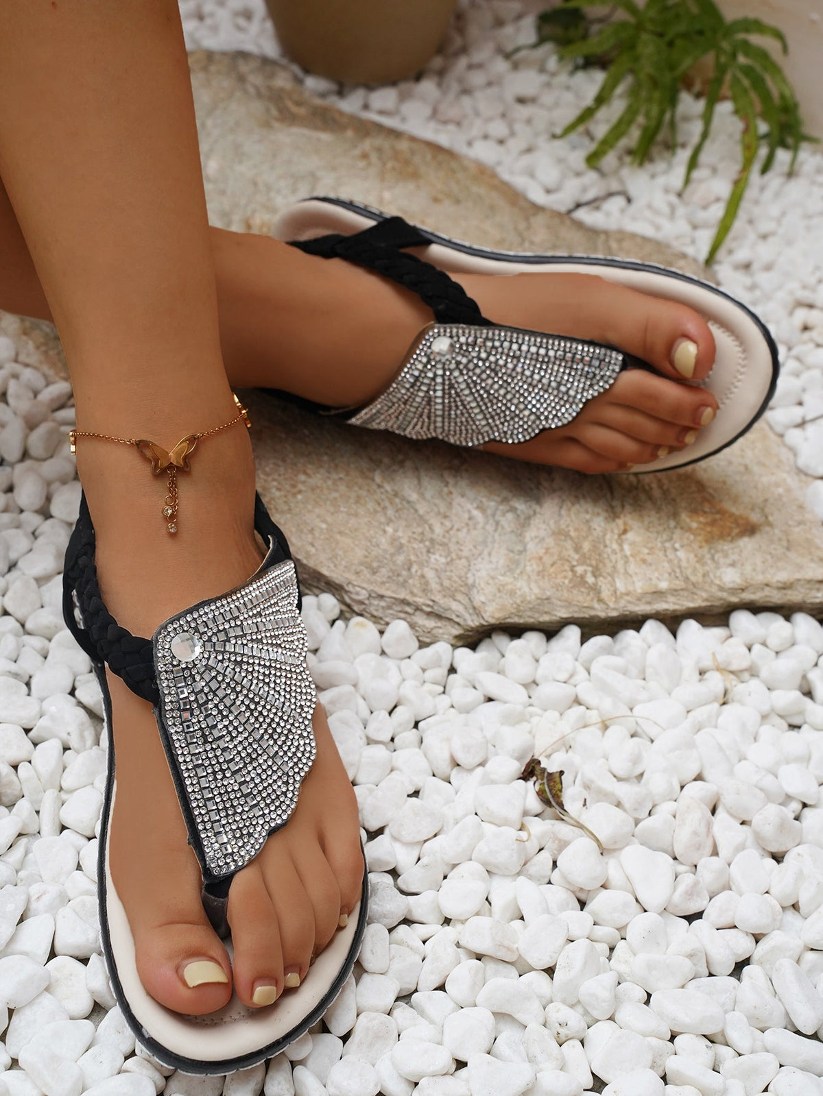 BelifiShiny and Comfortable Sandals