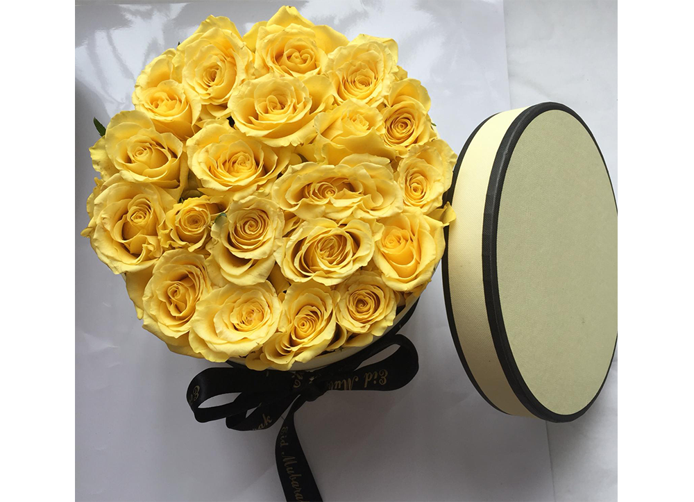 yellow rose hat