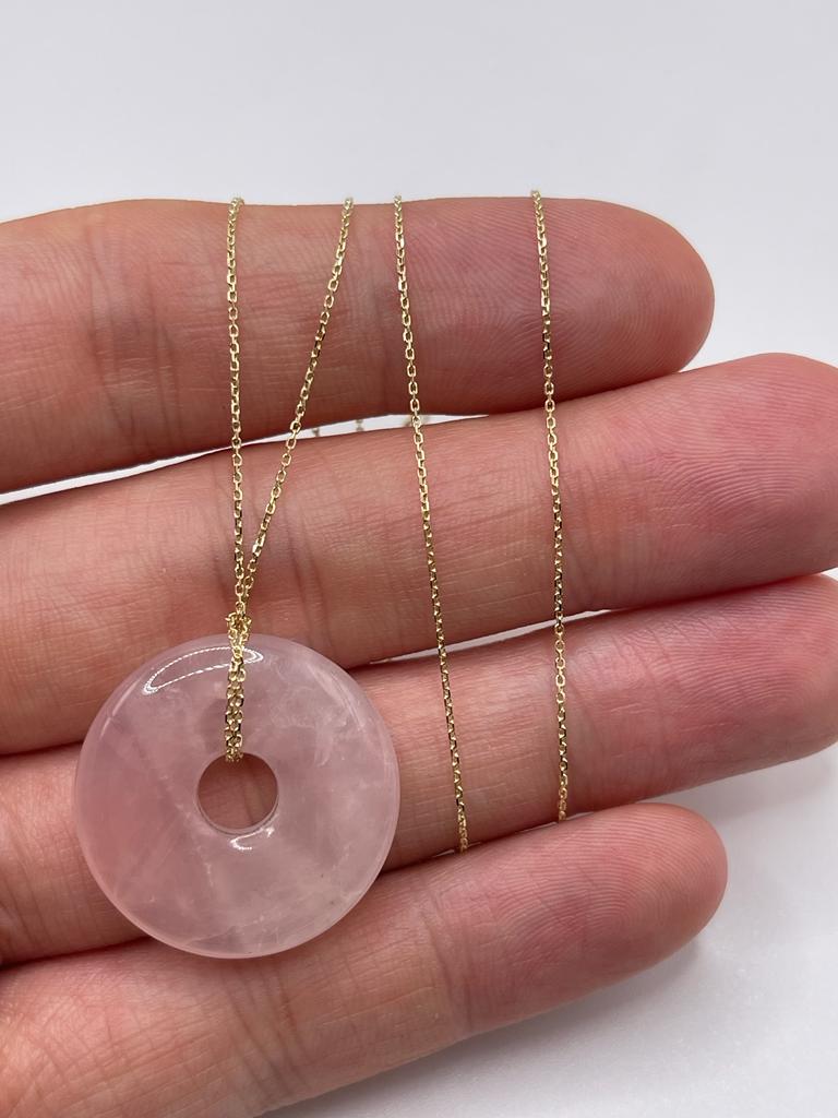 9ct gold rose quartz necklace