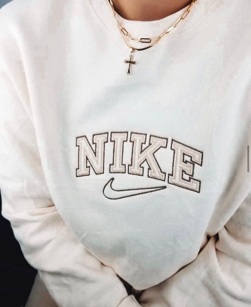 nike classic crewneck