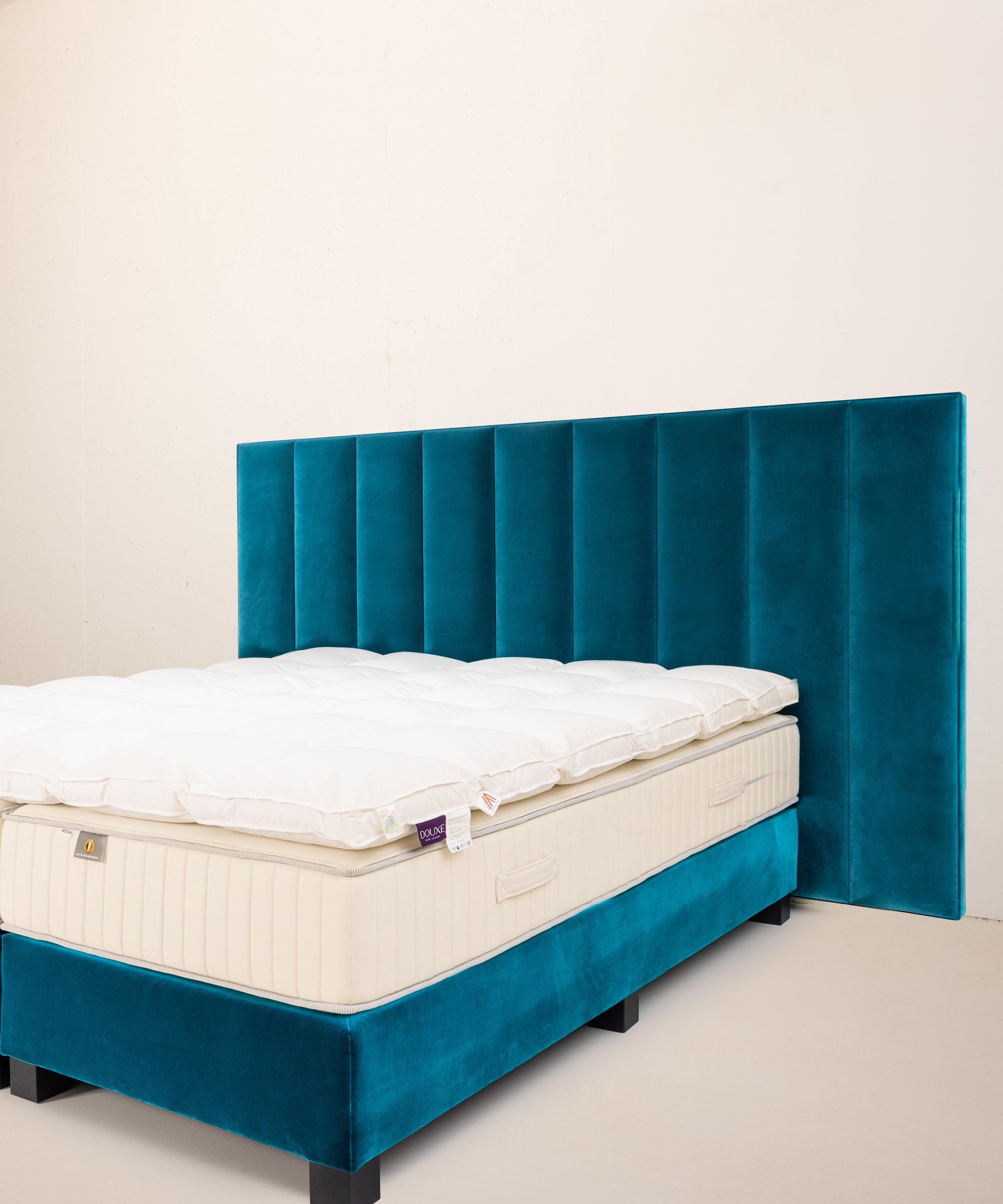 Billy Tarief type Hotel hoofdborden | Hotel Bed | DOUXE Design Hoofdbord | DOUXE Hotel Luxury