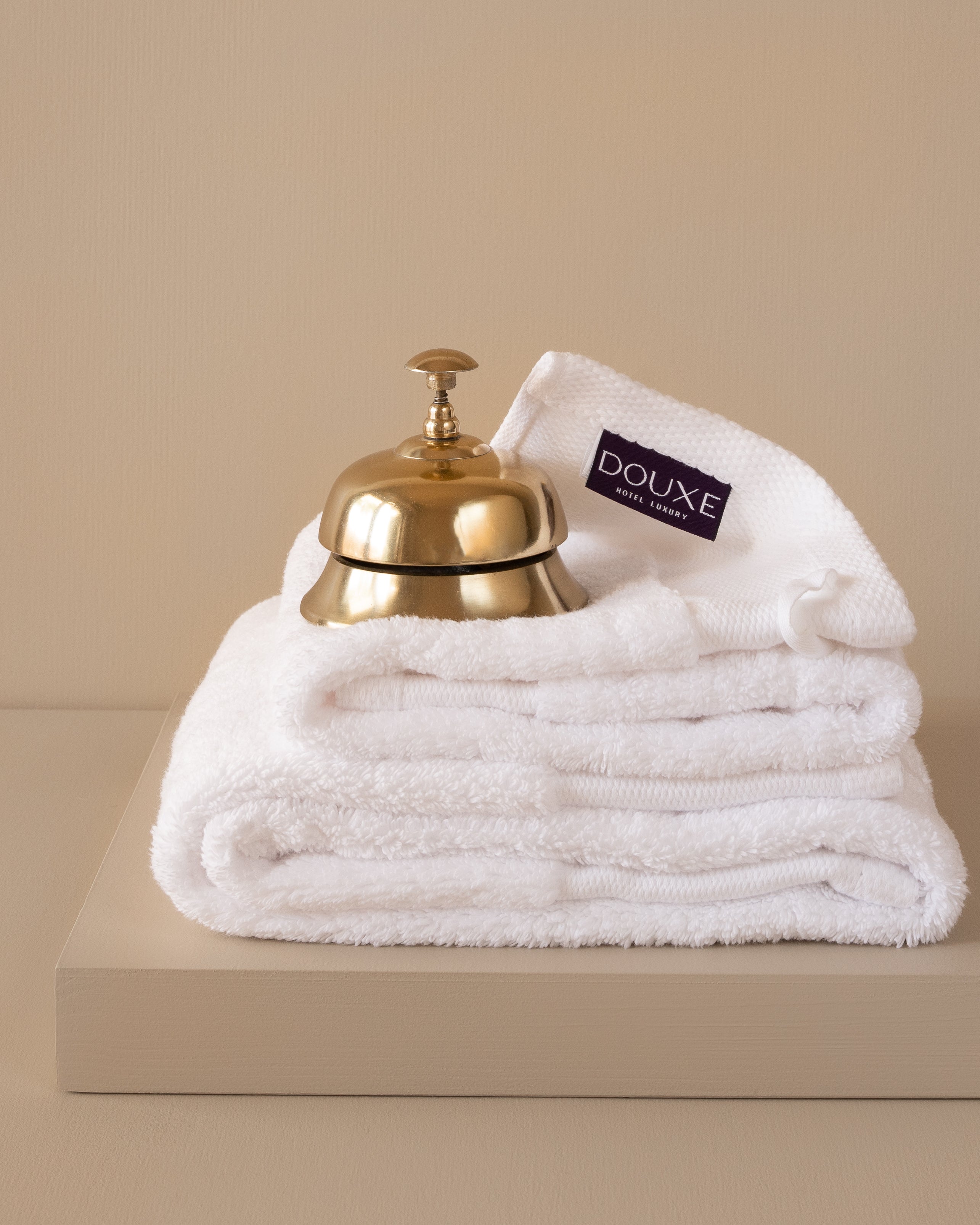 muis of rat Onbepaald Uitbreiden Handdoek zero-twist katoen 50x100 cm | Wit | DOUXE | DOUXE Hotel Luxury