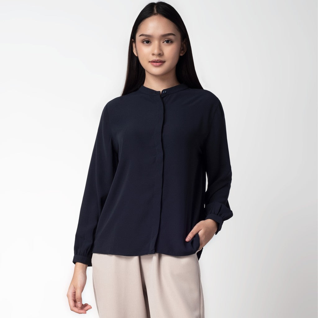Benhill Kemeja Wanita " Yena" Tops Krah Shanghai Lengan Panjang Navy 240-39378