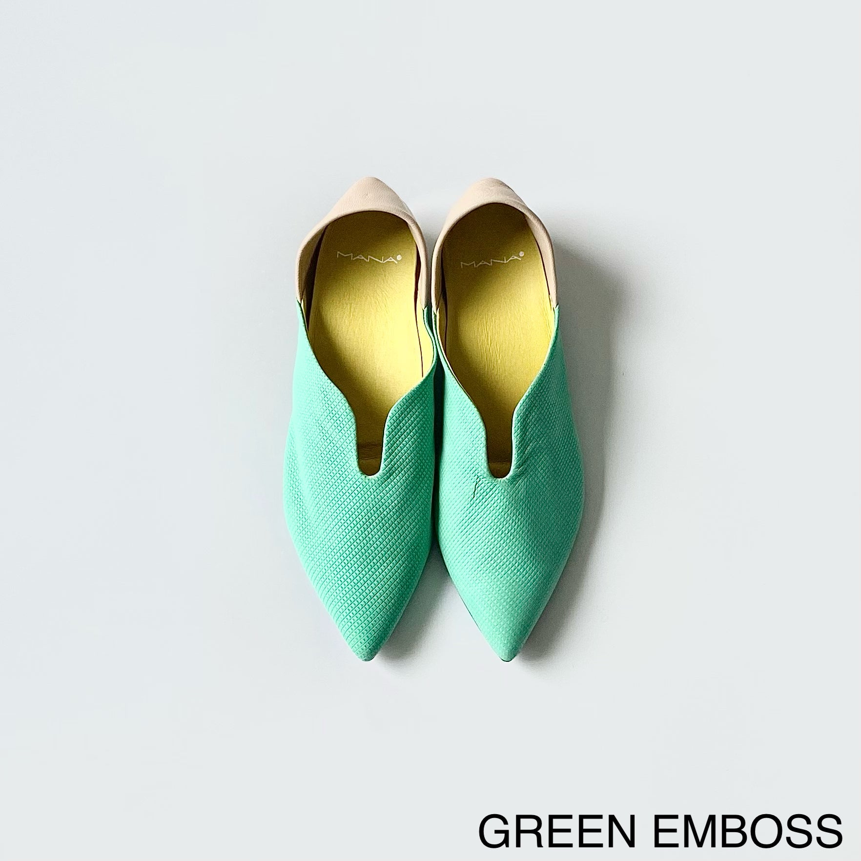 GREEN EMBOSS / 34 (22.0cm)