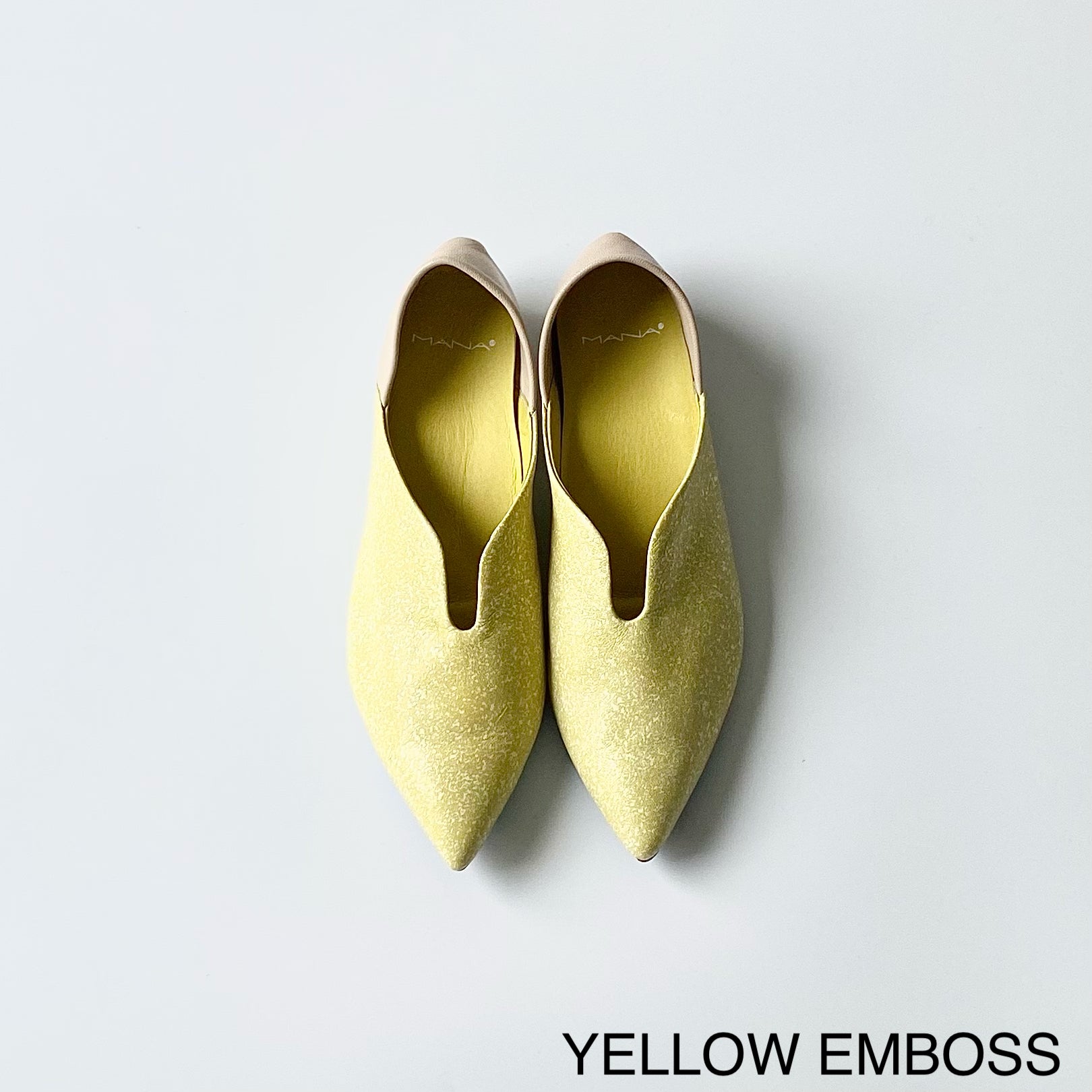 YELLOW EMBOSS / 34 (22.0cm)