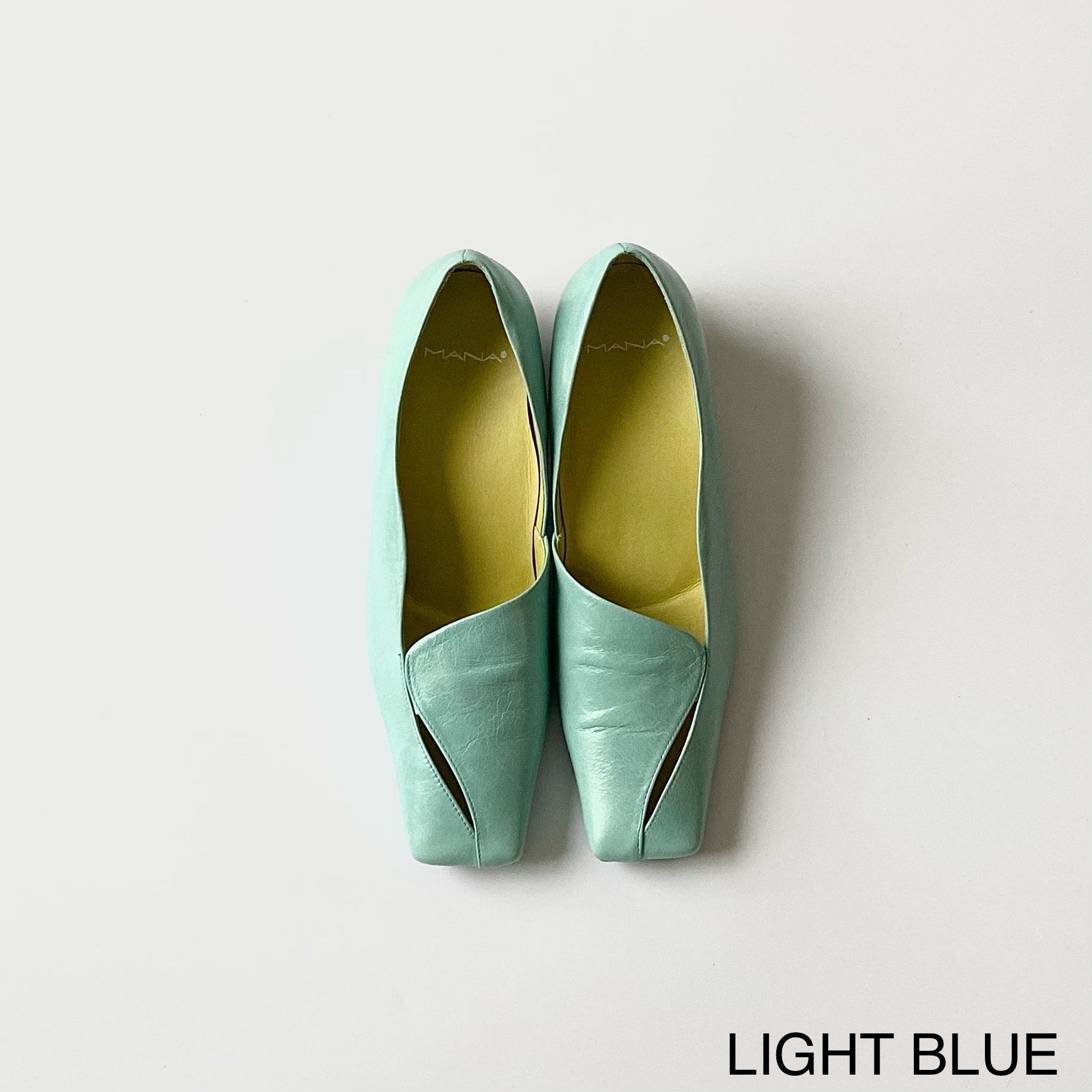 LIGHT BLUE / 35 (22.5cm)