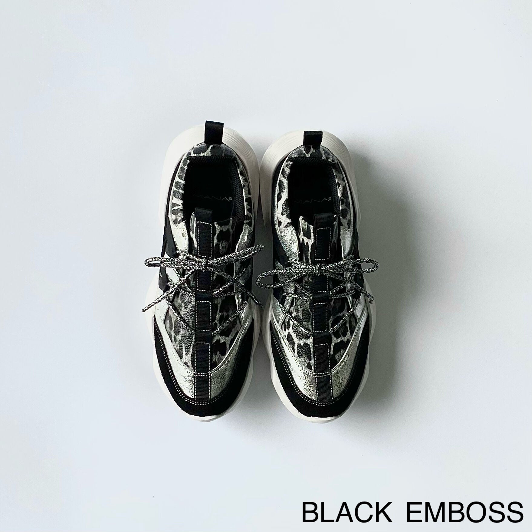 BLACK EMBOSS / 35 (22.5cm)