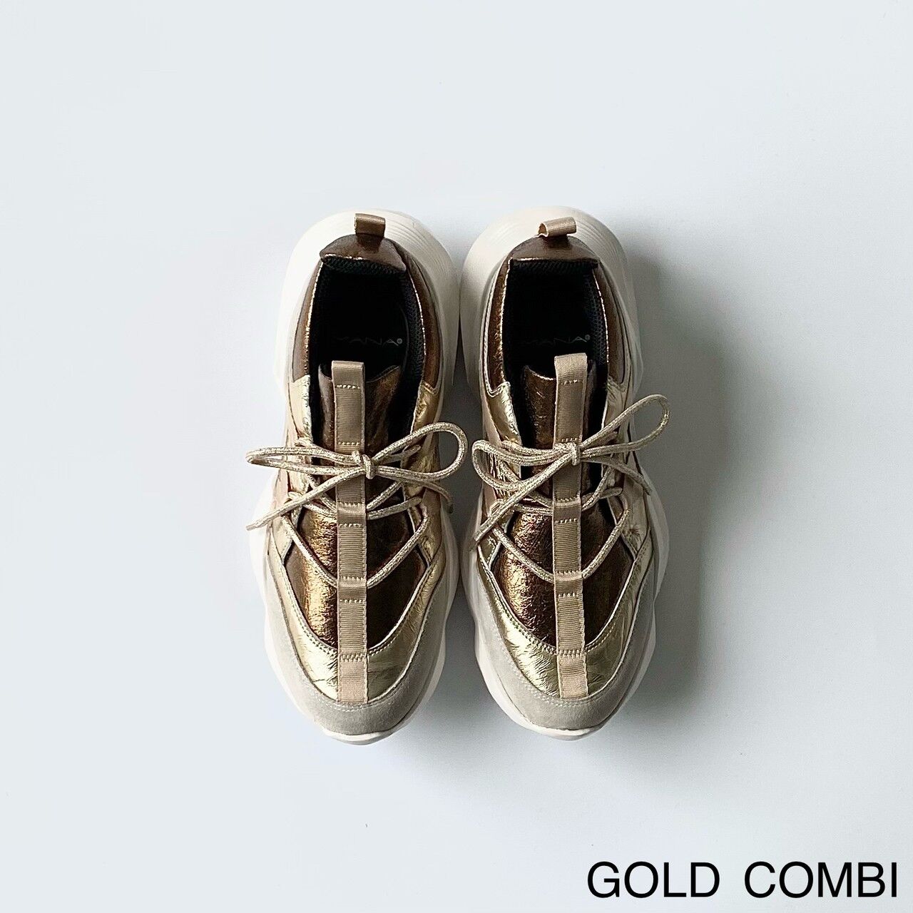 GOLD COMBI / 35 (22.5cm)