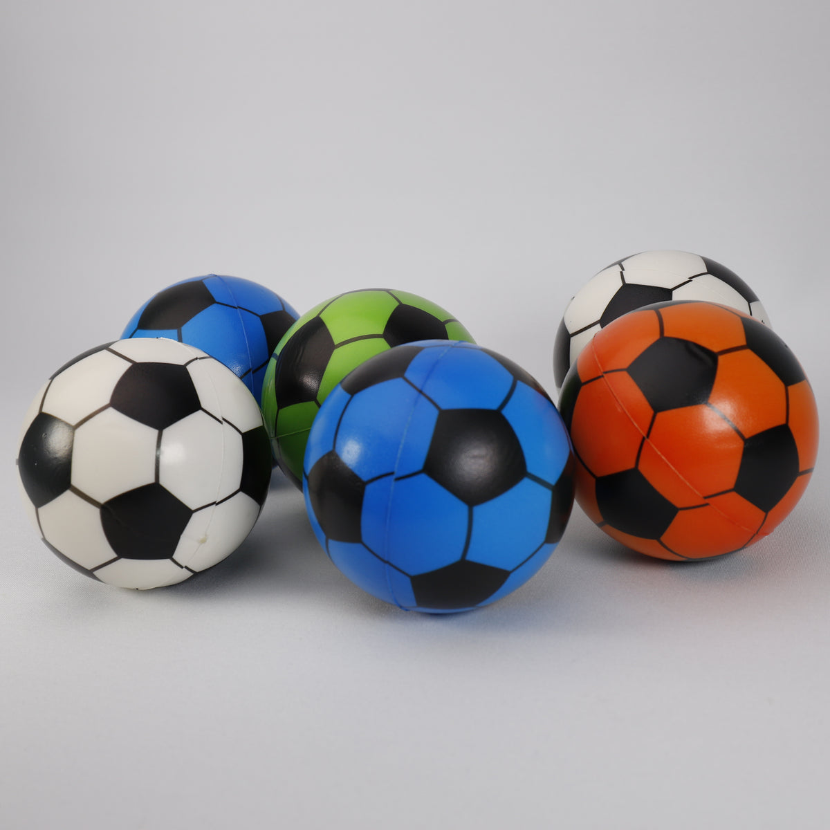 Schaumstoffball Softball Schaumball Spielball mit Fußball Form für 6stk 