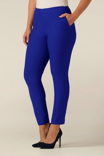 stretch-fabric, skinny leg work pant in with pockets and flat zip fastening