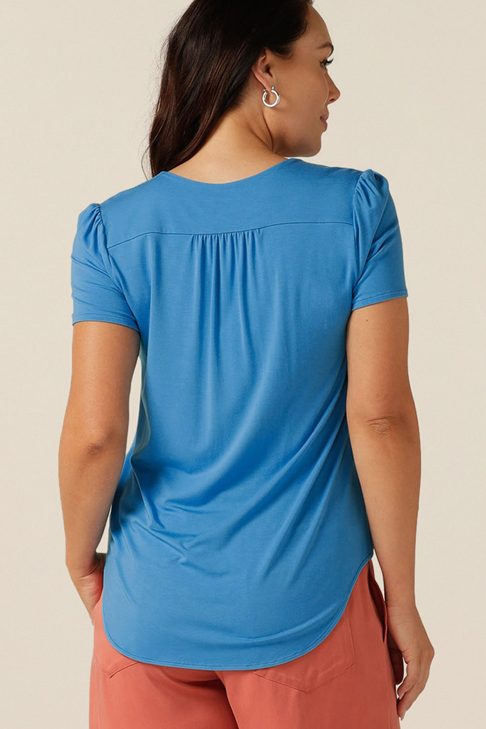 blue v-neck short sleeve top in bamboo jersey