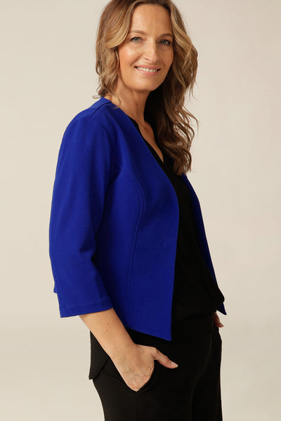 open-fronted collarless tailored jacket for stylish corporate women