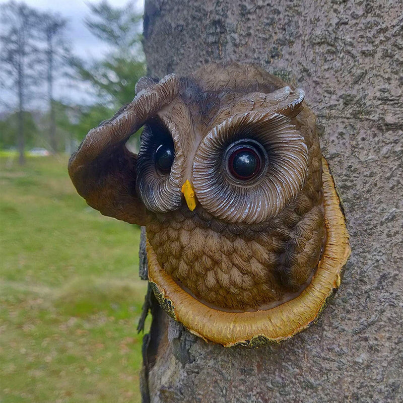 Tree Owl Features Decoration