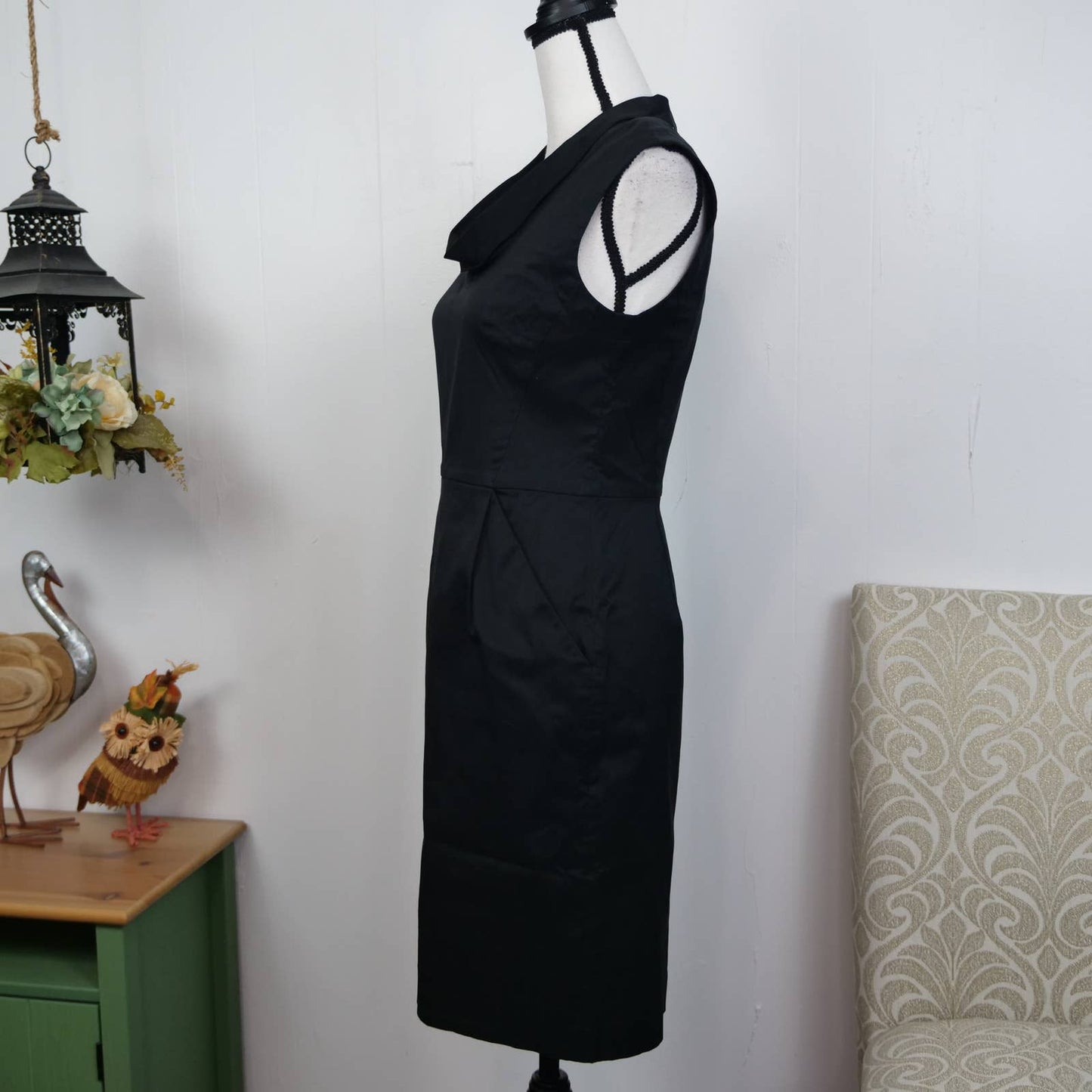 Ann Taylor Black Cowl Neck Sheath Dress Size 0 Pockets Sleeveless Professional