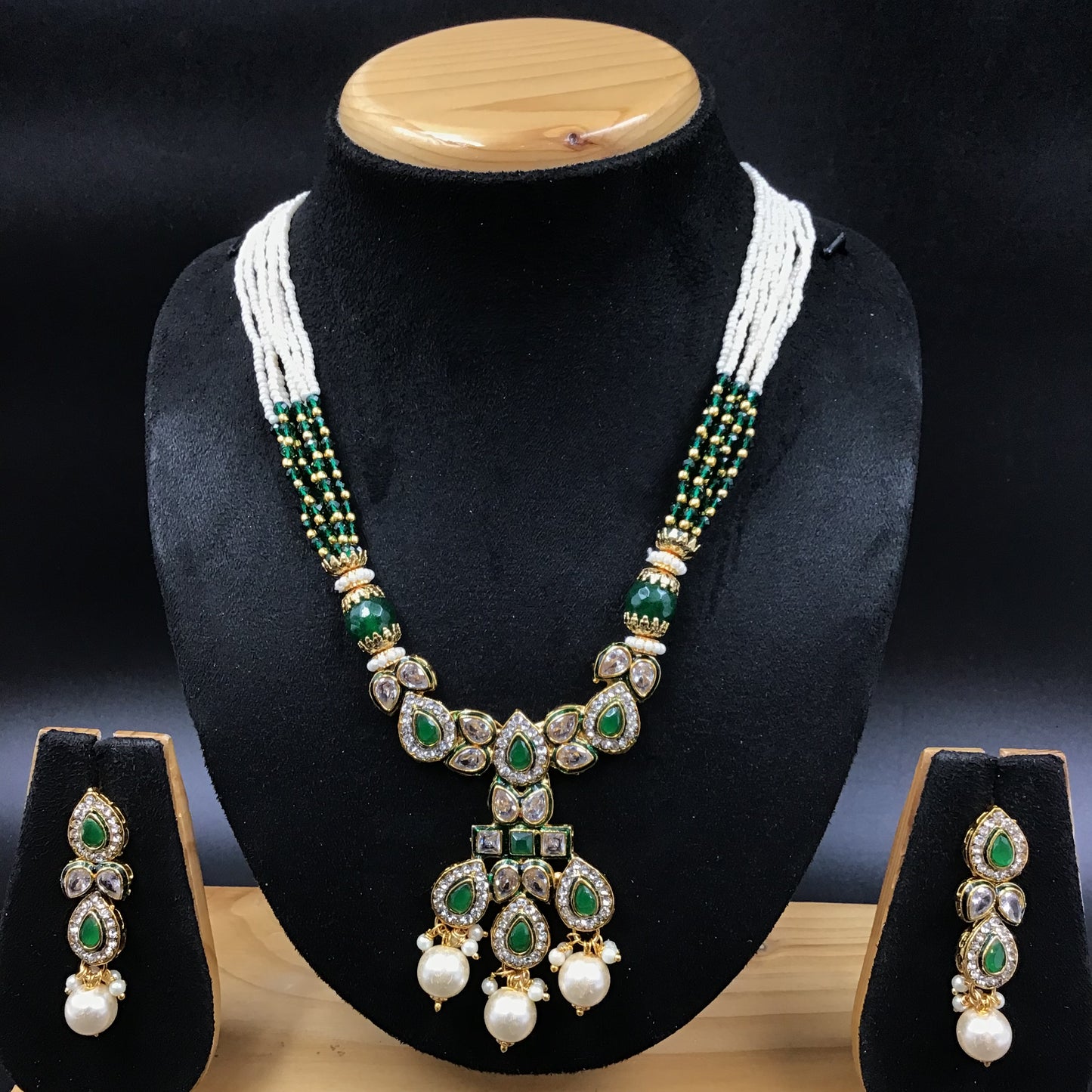 Polki Pendant Set 3818