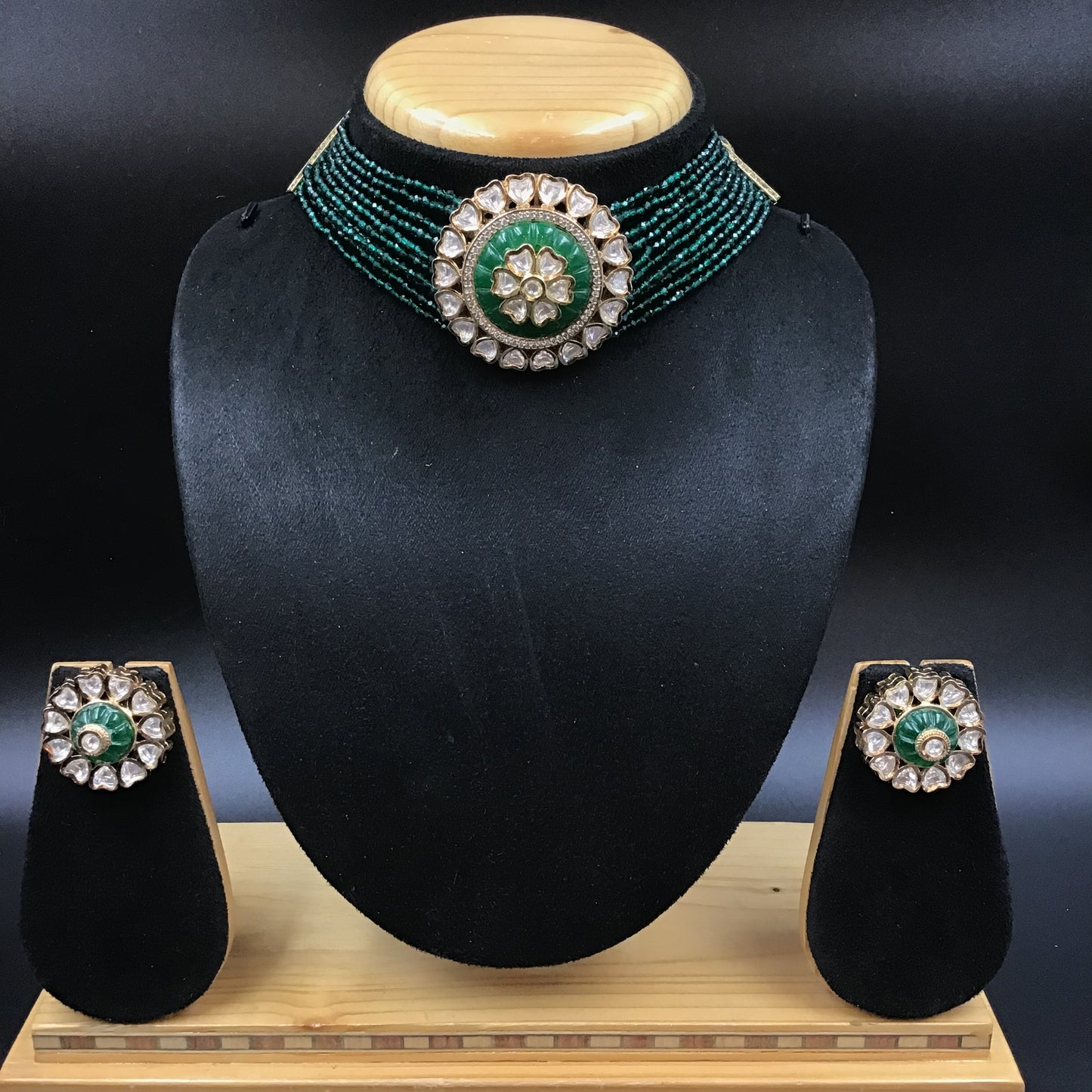 Kundan Choker Set 2644-68