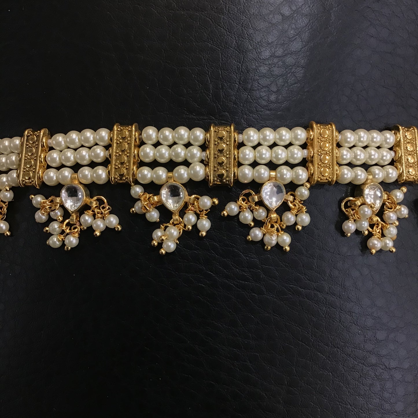 Pearl Kundan Sheeshfool
