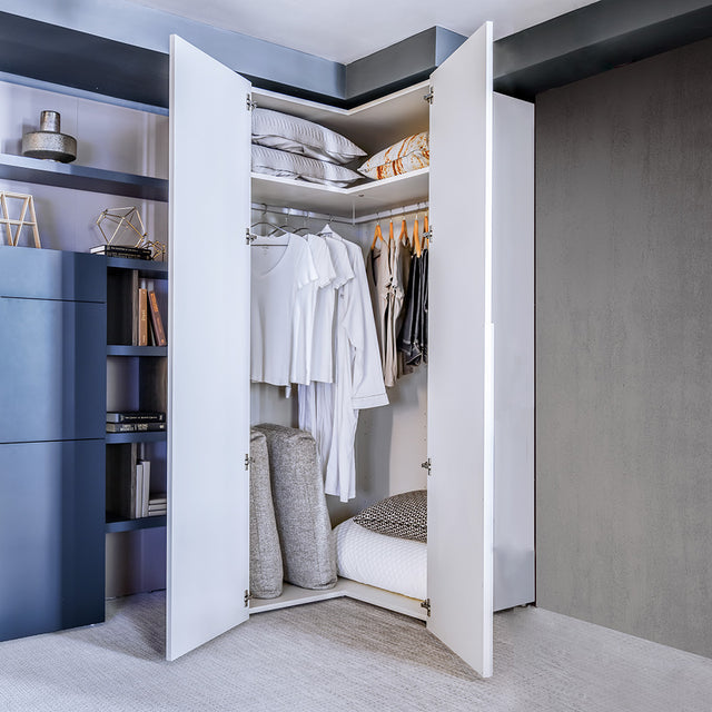 Corner Closets