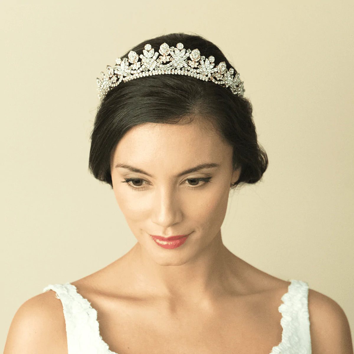 在庫有り お買い得 Ivory \u0026 Coティアラ Hepburn ヘップバーン