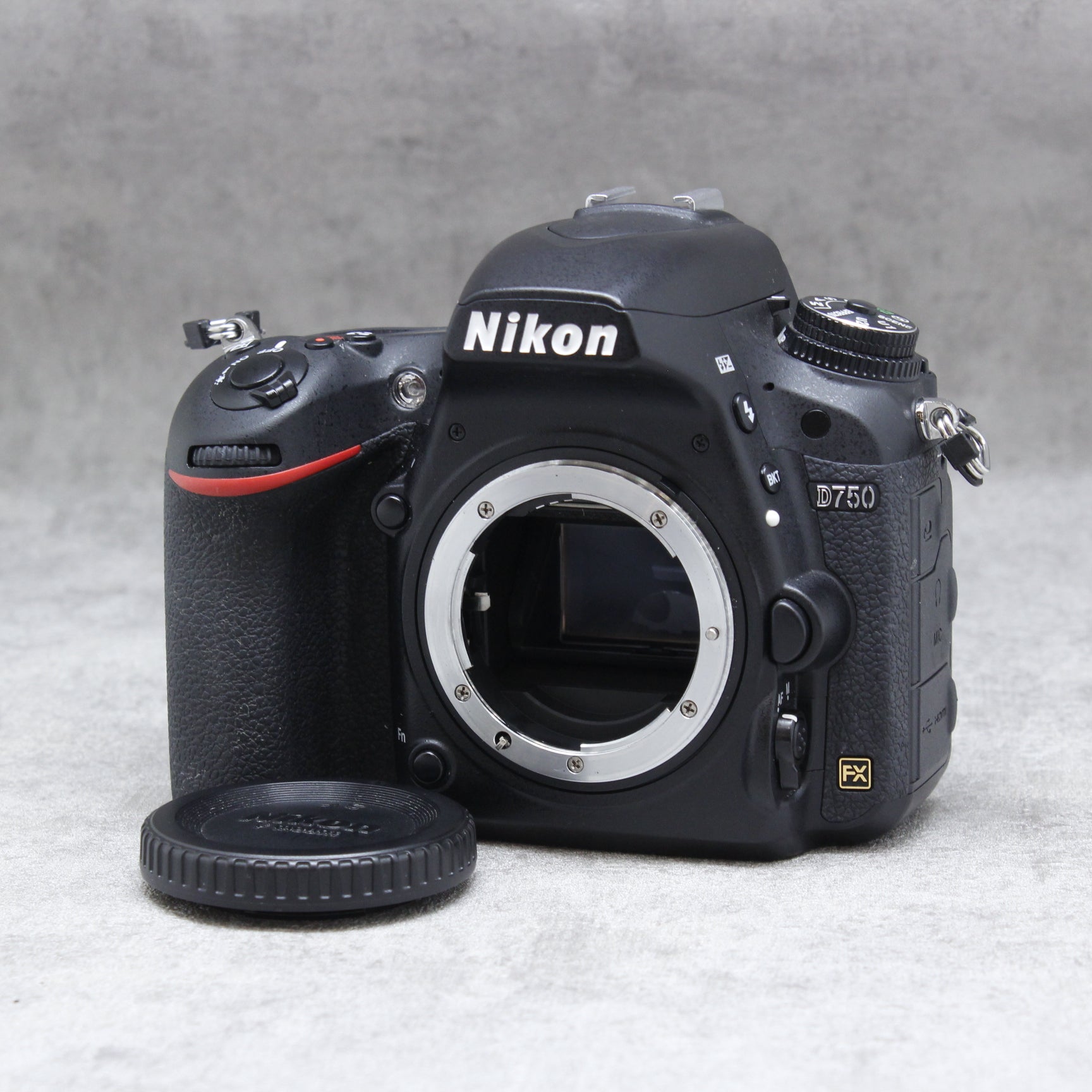 トレンド Nikon D750 ボディ agapeeurope.org