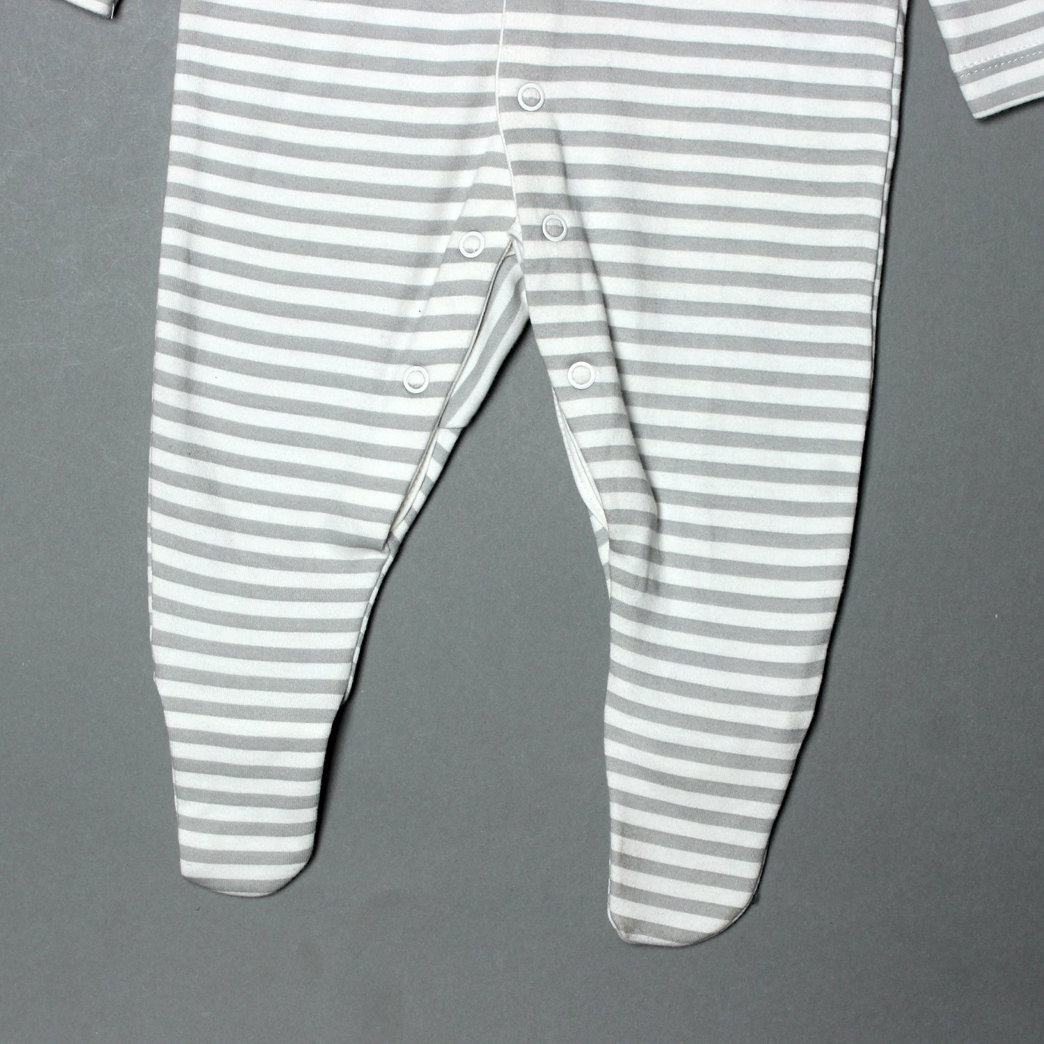 WHITE WITH GREY STRIPES FULL BODY FULL SLEEVES ROMPERS