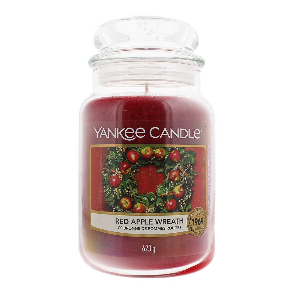 Yankee Red Apple Wreath Candle 623g - Yankee Candle  | TJ Hughes
